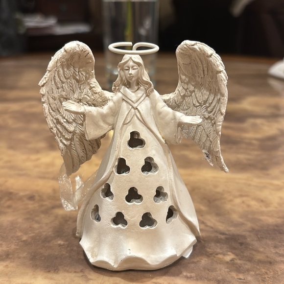 Elegant Cream Angel Figurine Light Up NWOT - Picture 8 of 13